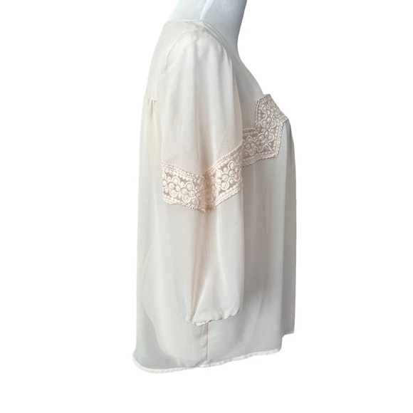 LC Lauren Conrad Sheer Blush Dressy Blouse Size Medium - Picture 4 of 13